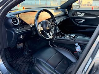 Mercedes-Benz E 300 2020 EXCLUSIVE-thumb-4
