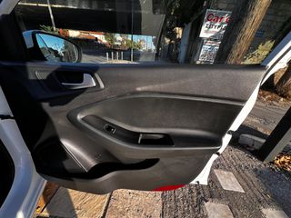 Hyundai i 20 2017-thumb-14