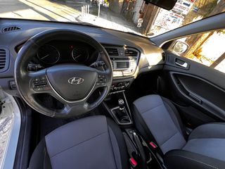 Hyundai i 20 2017-thumb-17