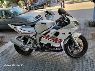 Yamaha YZF-R6 2003 R6-thumb-9