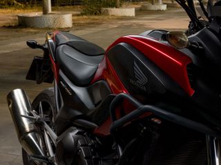 Honda NC 750X 2015 DCT-thumb-13