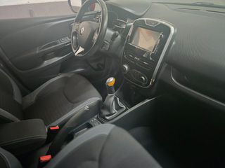 Renault Clio 2016 DIESEL-thumb-4