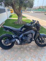 Yamaha MT-09 2024-thumb-1