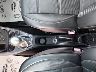 Dacia Duster 2017-thumb-37