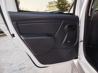 Dacia Duster 2017-thumb-24
