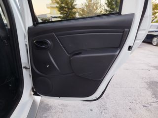 Dacia Duster 2017-thumb-26