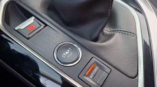 Peugeot 3008 2018 GT Look_διχρωμία_ηλεκτρικό πορτμπαγκάζ_keyless_navi-thumb-19