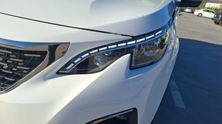 Peugeot 3008 2018 GT Look_διχρωμία_ηλεκτρικό πορτμπαγκάζ_keyless_navi-thumb-6