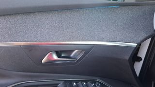 Peugeot 3008 2018 GT Look_διχρωμία_ηλεκτρικό πορτμπαγκάζ_keyless_navi-thumb-25