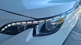 Peugeot 3008 2018 GT Look_διχρωμία_ηλεκτρικό πορτμπαγκάζ_keyless_navi-thumb-47