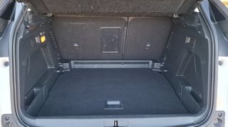 Peugeot 3008 2018 GT Look_διχρωμία_ηλεκτρικό πορτμπαγκάζ_keyless_navi-thumb-36