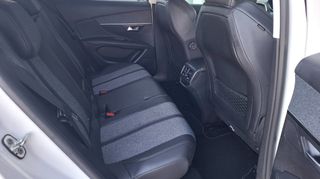 Peugeot 3008 2018 GT Look_διχρωμία_ηλεκτρικό πορτμπαγκάζ_keyless_navi-thumb-27
