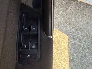 Volkswagen Golf 2018-thumb-22