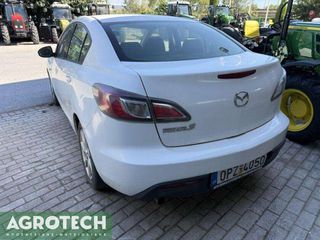 Mazda 2011-thumb-4