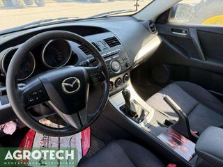 Mazda 2011-thumb-10