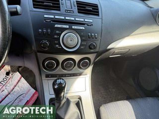Mazda 2011-thumb-12