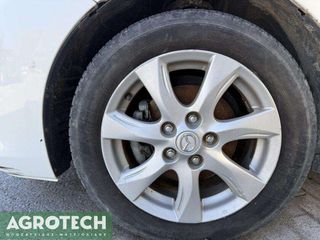 Mazda 2011-thumb-6