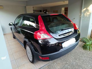 Volvo C30 2009-thumb-1