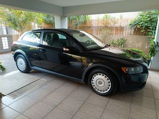 Volvo C30 2009-thumb-5