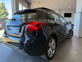 Mercedes-Benz A 180 2018 PANORAMIC-URBAN-FULL EXTRA-AUTOMATIC-thumb-9