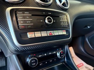 Mercedes-Benz A 180 2018 PANORAMIC-URBAN-FULL EXTRA-AUTOMATIC-thumb-39