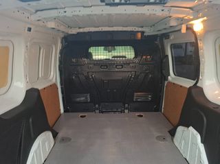 Ford Transit Connect 2017-thumb-17
