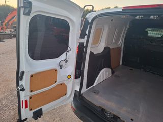 Ford Transit Connect 2017-thumb-20