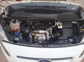 Ford Transit Connect 2017-thumb-25