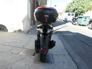 Piaggio Beverly 300i 2019 POLICE ABS/ASR EU4-thumb-4