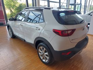 Kia Stonic 2020 48V Hybrid-thumb-5
