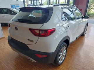 Kia Stonic 2020 48V Hybrid-thumb-6