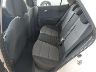 Kia Stonic 2020 48V Hybrid-thumb-13