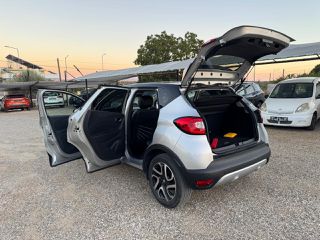 Renault Captur 2016-thumb-12