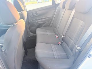 Hyundai i 20 2024 84hp camera navi-thumb-18
