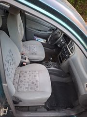Daewoo Lanos 2001-thumb-10