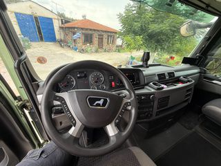 MAN 2019 TGX-thumb-4