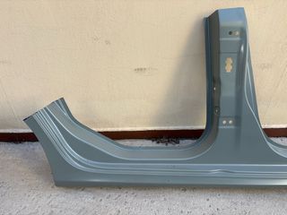 Πλαϊνή πάντα Skoda Kamiq-thumb-1
