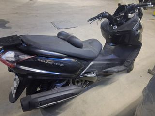 Sym Maxsym 400i 2011-thumb-2