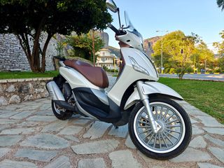 Piaggio Beverly 300 2017-thumb-5