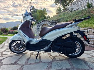 Piaggio Beverly 300 2017-thumb-8