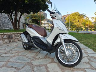 Piaggio Beverly 300 2017-thumb-10