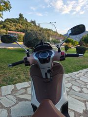 Piaggio Beverly 300 2017-thumb-12