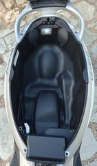 Piaggio Beverly 300 2017-thumb-17