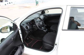 Hyundai i 10 2019 1.0-thumb-18