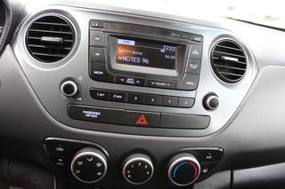 Hyundai i 10 2019 1.0-thumb-29