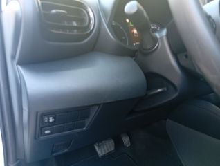 Toyota Yaris 2022 HYBRID AUTOMATIC HDF BUSINESS-thumb-17