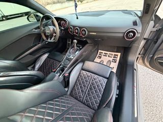 Audi TT RS 2017 TT RS_CERAMIC BRAKES_2.5 TFSI_550 HP_LED-thumb-71