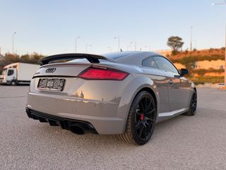 Audi TT RS 2017 TT RS_CERAMIC BRAKES_2.5 TFSI_550 HP_LED-thumb-57
