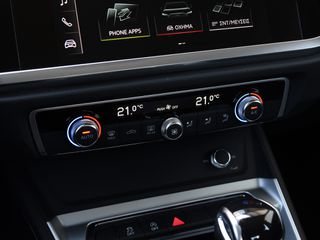 Audi Q3 2019 35 TDI S Tronic-thumb-18