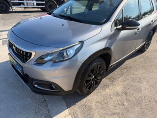 Peugeot 2008 2017 1.2cc  PureTech/Automatic ALLURE Navi Camera/-thumb-5